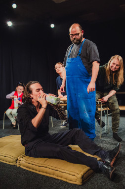 Pohoršovna: Tvrd Škudibert – 2025