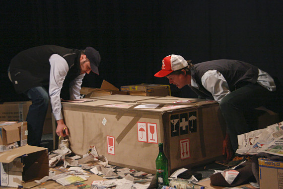 Příběhy obyčejného šílenství: Pošťák – 2010